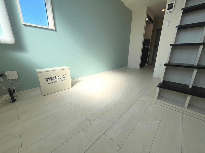 物件内観写真8　(居室)