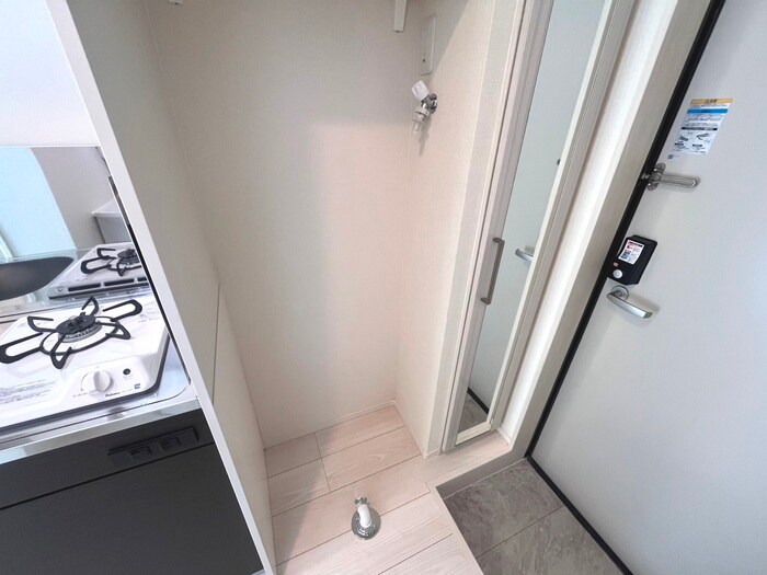 物件内観写真17　(洗濯機置場)