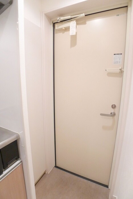 物件内観写真19　(玄関)