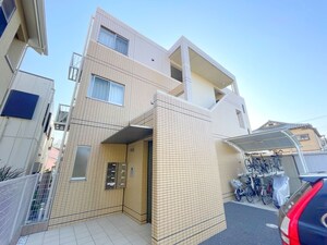 F.E.G　SQUARE外観写真