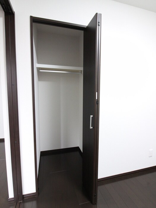 物件内観写真11　(収納)