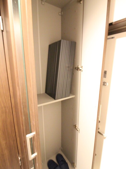 物件内観写真16　(靴箱)