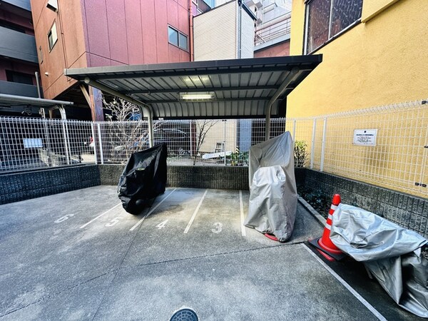 バイク置き場