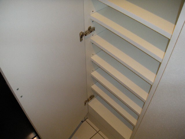 物件内観写真16　(靴箱)