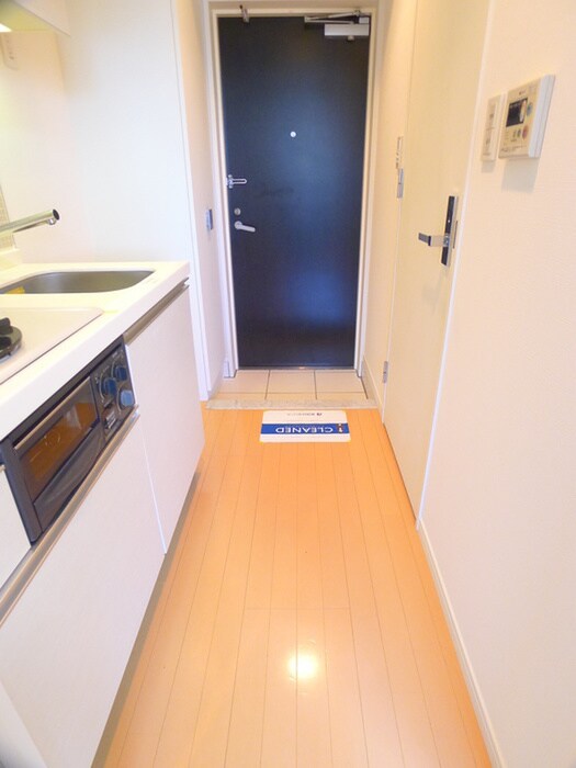 物件内観写真17　(廊下)