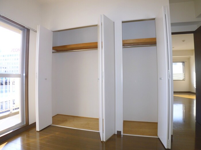 物件内観写真11　(収納)
