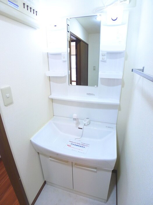 物件内観写真12　(洗面)