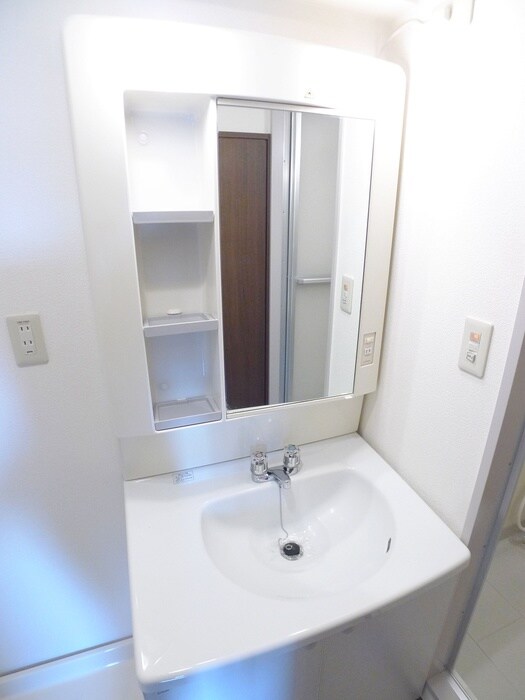 物件内観写真16　(洗面)