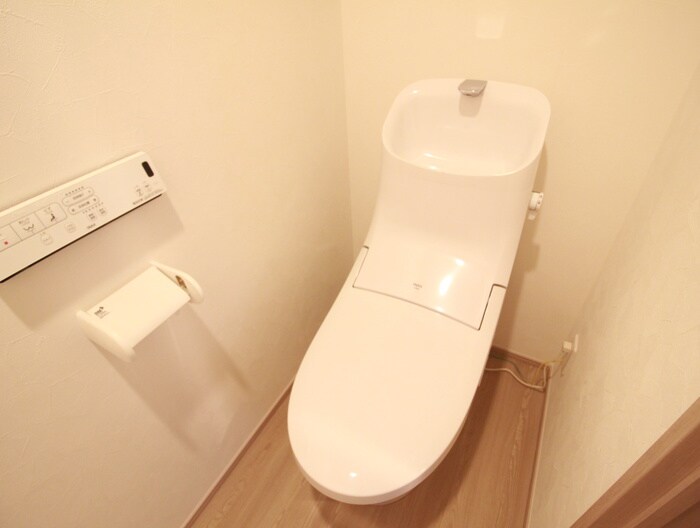 物件内観写真12　(トイレ)