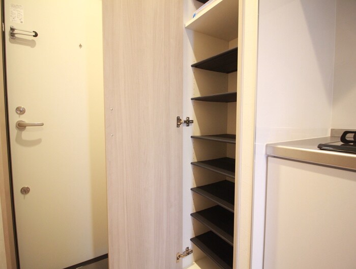 物件内観写真18　(靴箱)