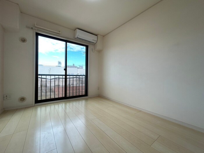 物件内観写真5　(居室)