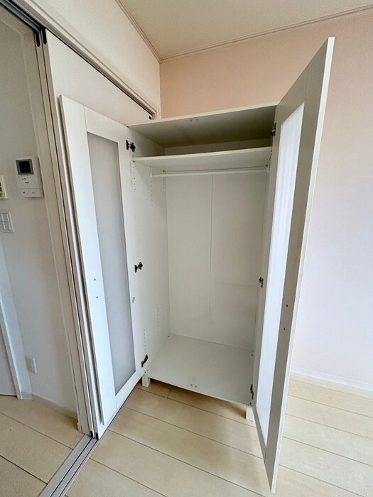 物件内観写真10　(収納)