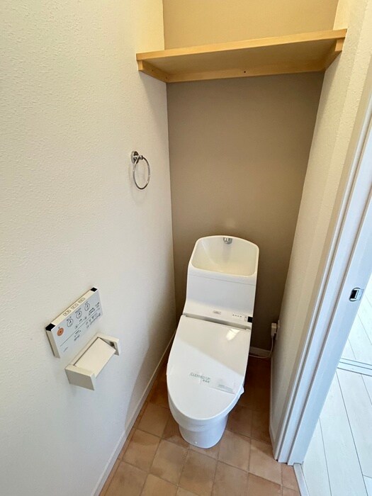 物件内観写真14　(トイレ)