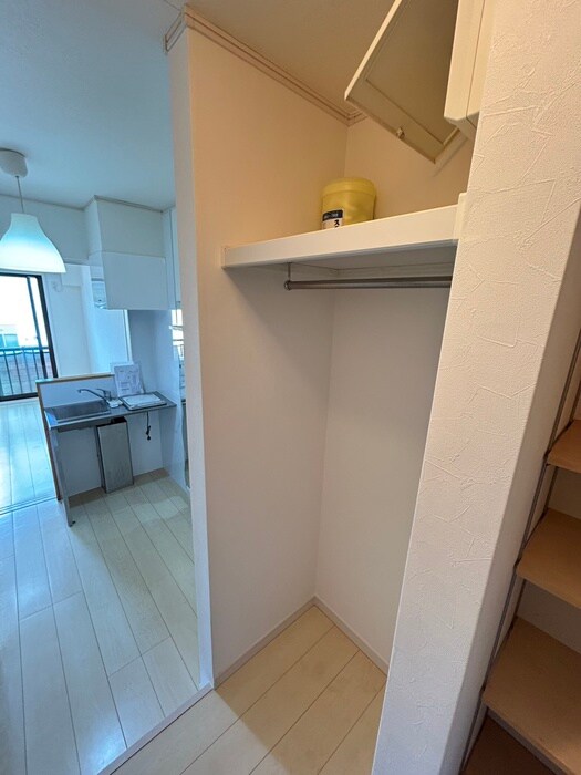 物件内観写真16　(収納)