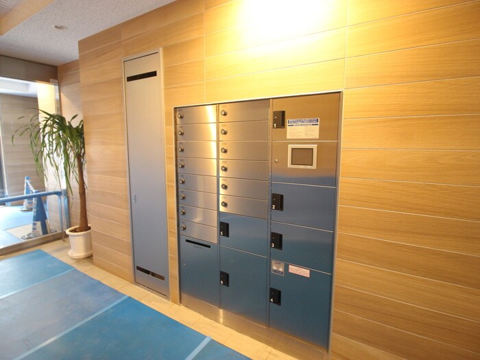 物件外観写真6　(建物設備)