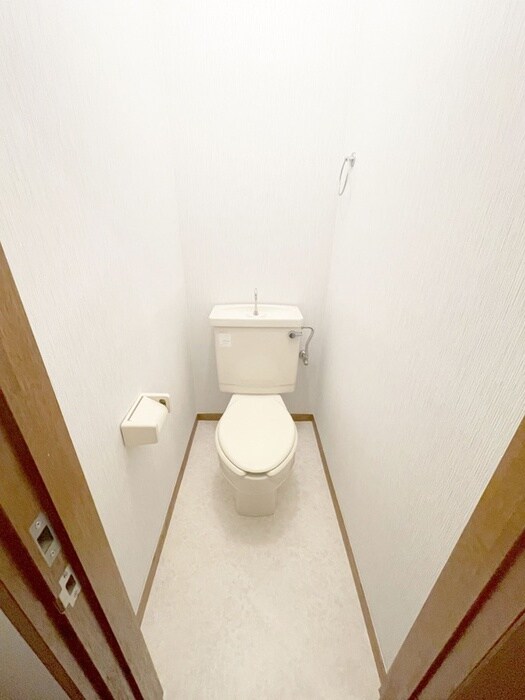 物件内観写真13　(トイレ)