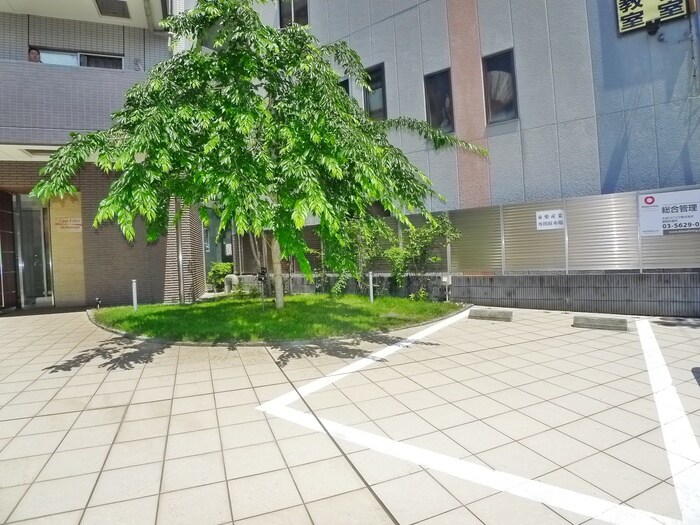 物件外観写真3　(周辺環境)