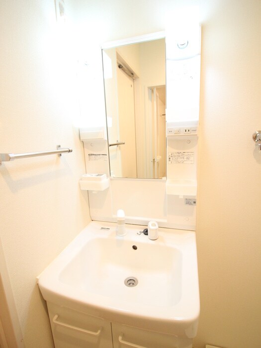 物件内観写真12　(洗面)