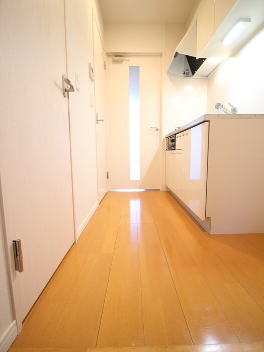 物件内観写真20　(廊下)