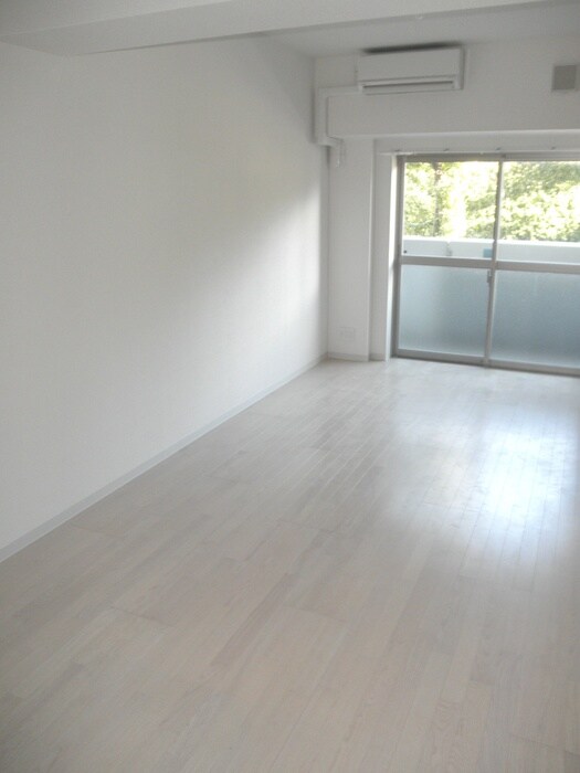 物件内観写真12　(居室)