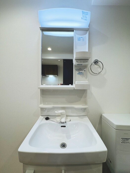 物件内観写真12　(洗面)