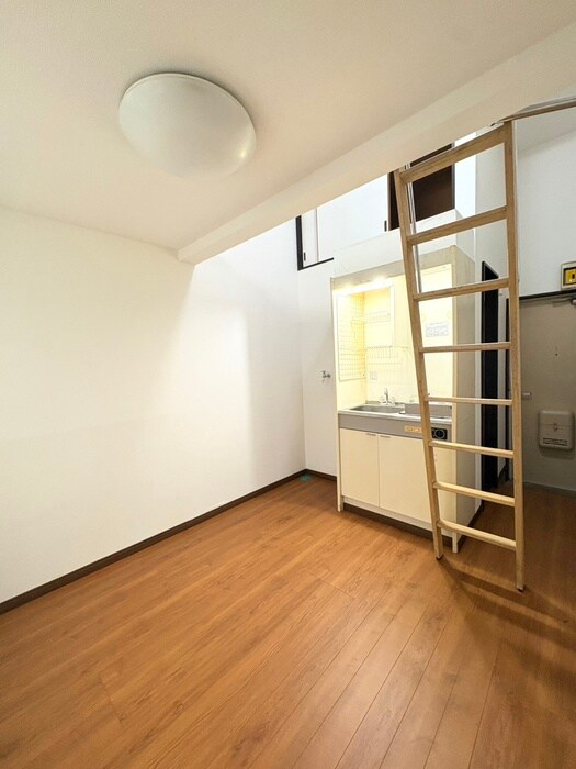 物件内観写真10　(居室)