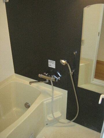 物件内観写真8　(バス／シャワールーム等)