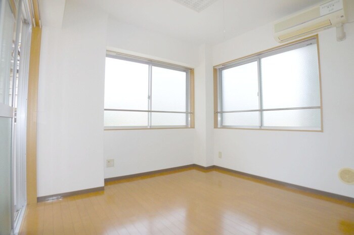 物件内観写真15　(居室)