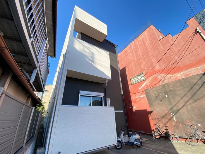 物件外観写真2　(外観写真)