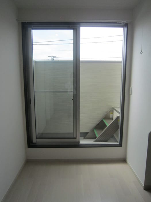 物件内観写真18　(室内からの展望)