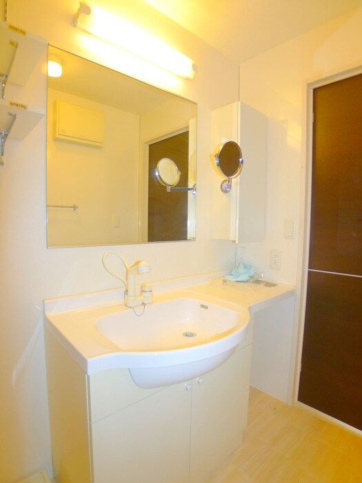 物件内観写真13　(洗面)