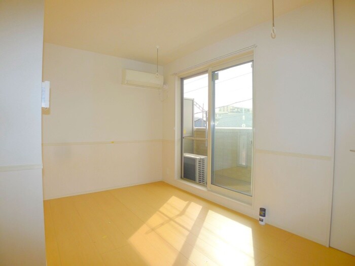 物件内観写真22　(居室)