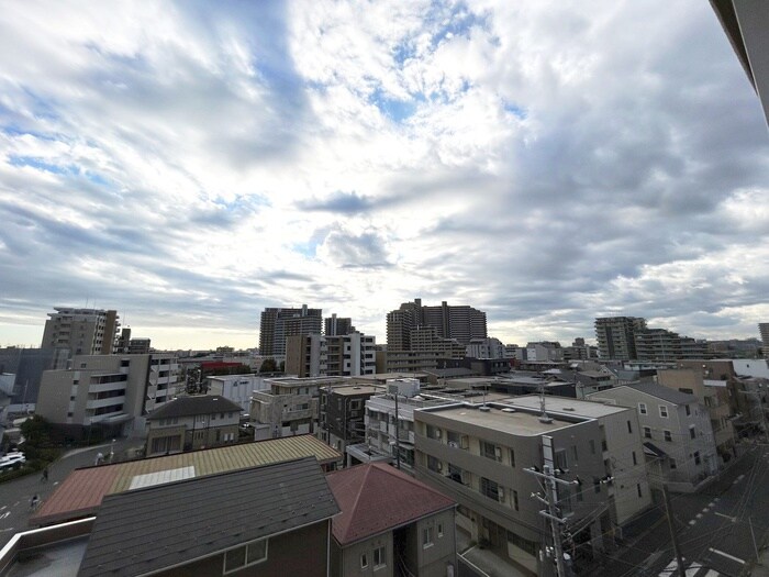 物件内観写真22　(室内からの展望)