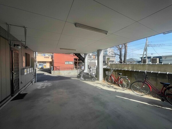駐輪場