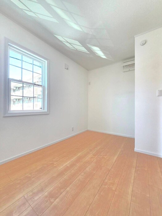 物件内観写真9　(居室)