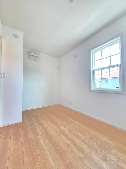 物件内観写真10　(居室)