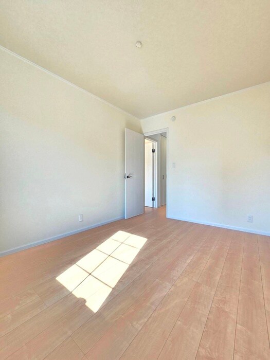 物件内観写真11　(居室)