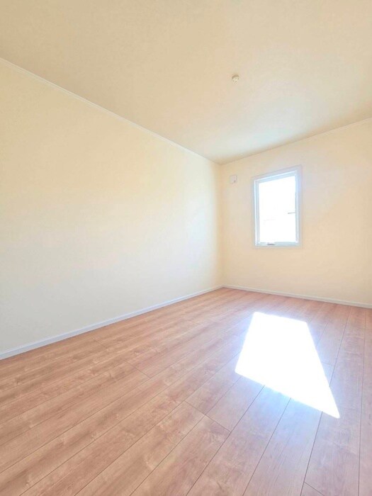 物件内観写真12　(居室)