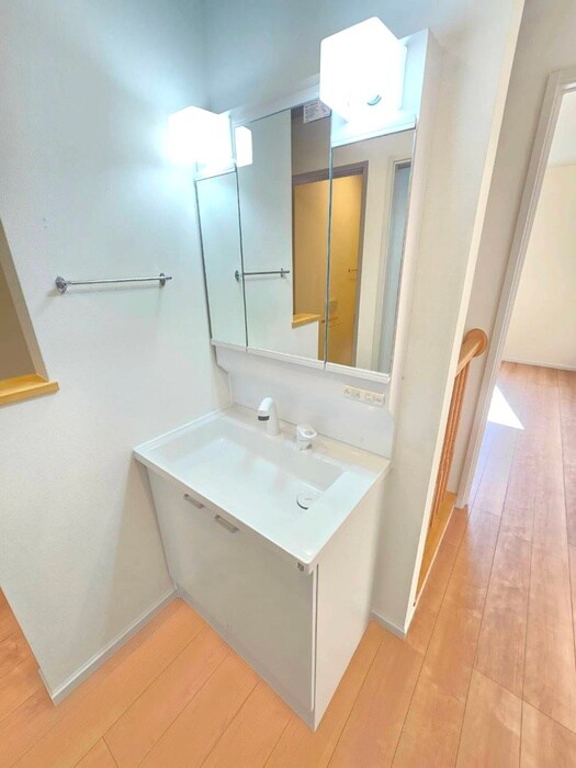 物件内観写真14　(洗面)