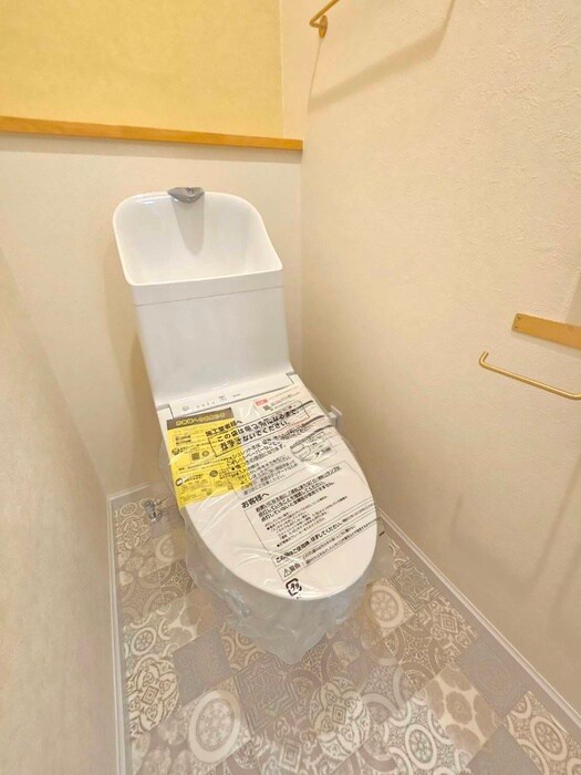 物件内観写真16　(トイレ)