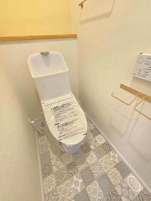 物件内観写真17　(トイレ)