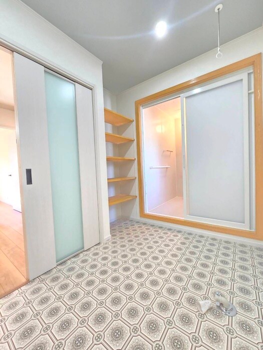 物件内観写真17　(内観写真)