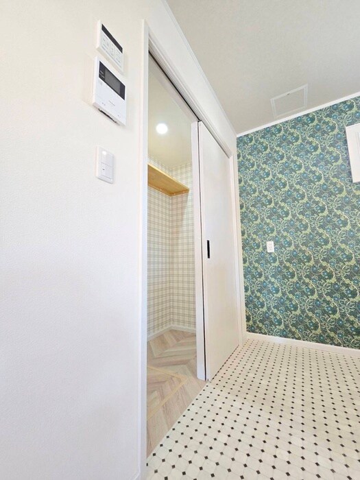 物件内観写真18　(収納)