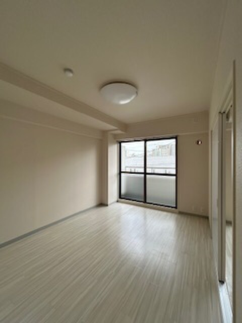 物件内観写真10　(居室)