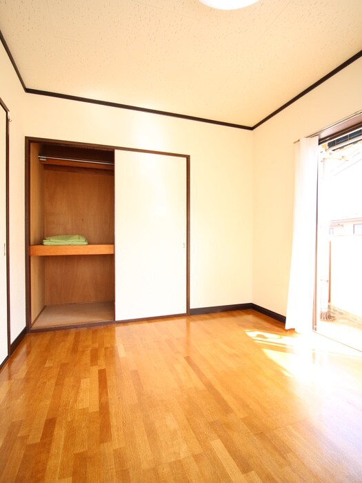 物件内観写真19　(居室)