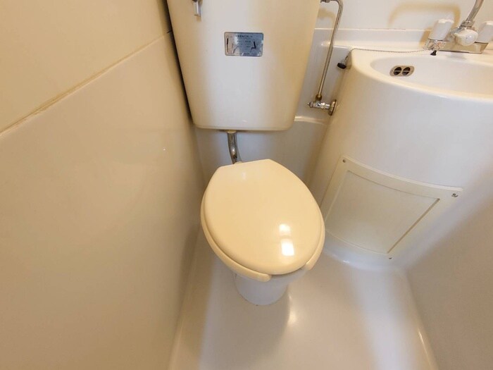 物件内観写真14　(トイレ)