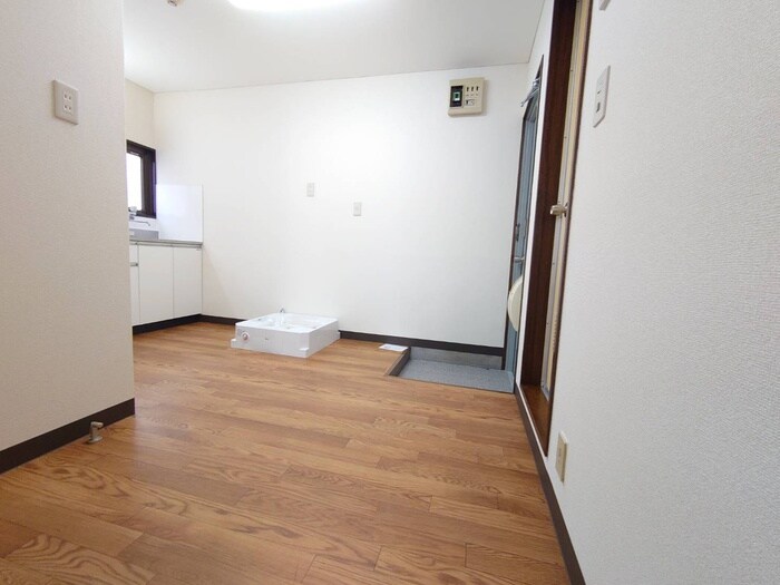 物件内観写真16　(内観写真)