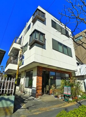 ヤリタビル外観写真