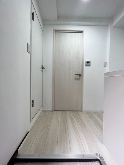 物件内観写真7　(廊下)