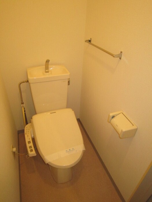 物件内観写真11　(トイレ)